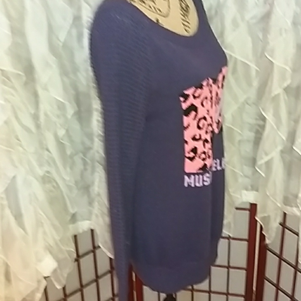 H&M Purple Sweater with Pink Graphic - Picture 6 of 7